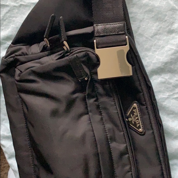 Prada Black Nylon Montagna Belt Pouch - Picture 2 of 4